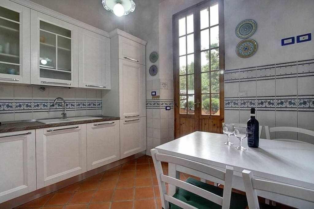 Apartmán Santa Croce Elegant With Garage Florencie Exteriér fotografie