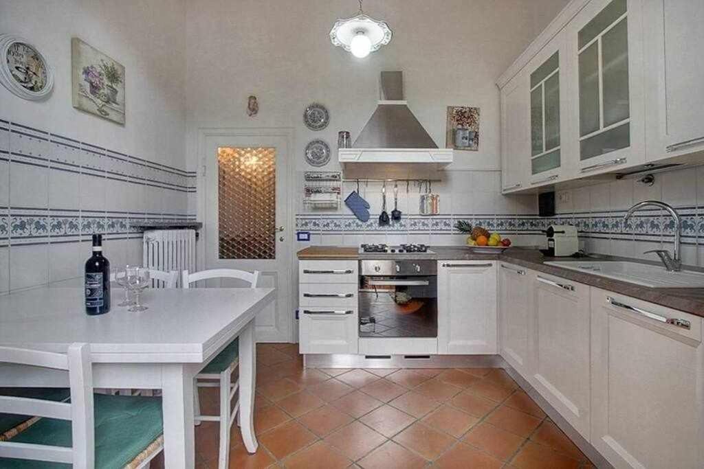 Apartmán Santa Croce Elegant With Garage Florencie Exteriér fotografie