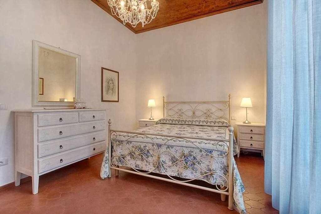 Apartmán Santa Croce Elegant With Garage Florencie Exteriér fotografie