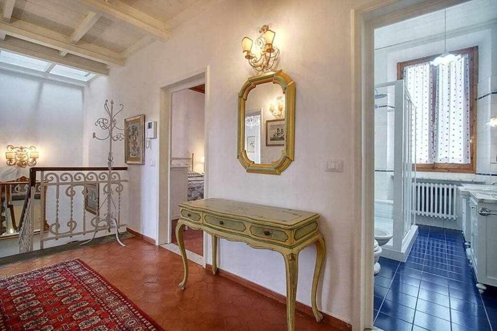 Apartmán Santa Croce Elegant With Garage Florencie Exteriér fotografie