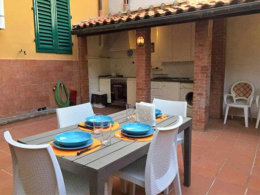 Apartmán Santa Croce Elegant With Garage Florencie Exteriér fotografie